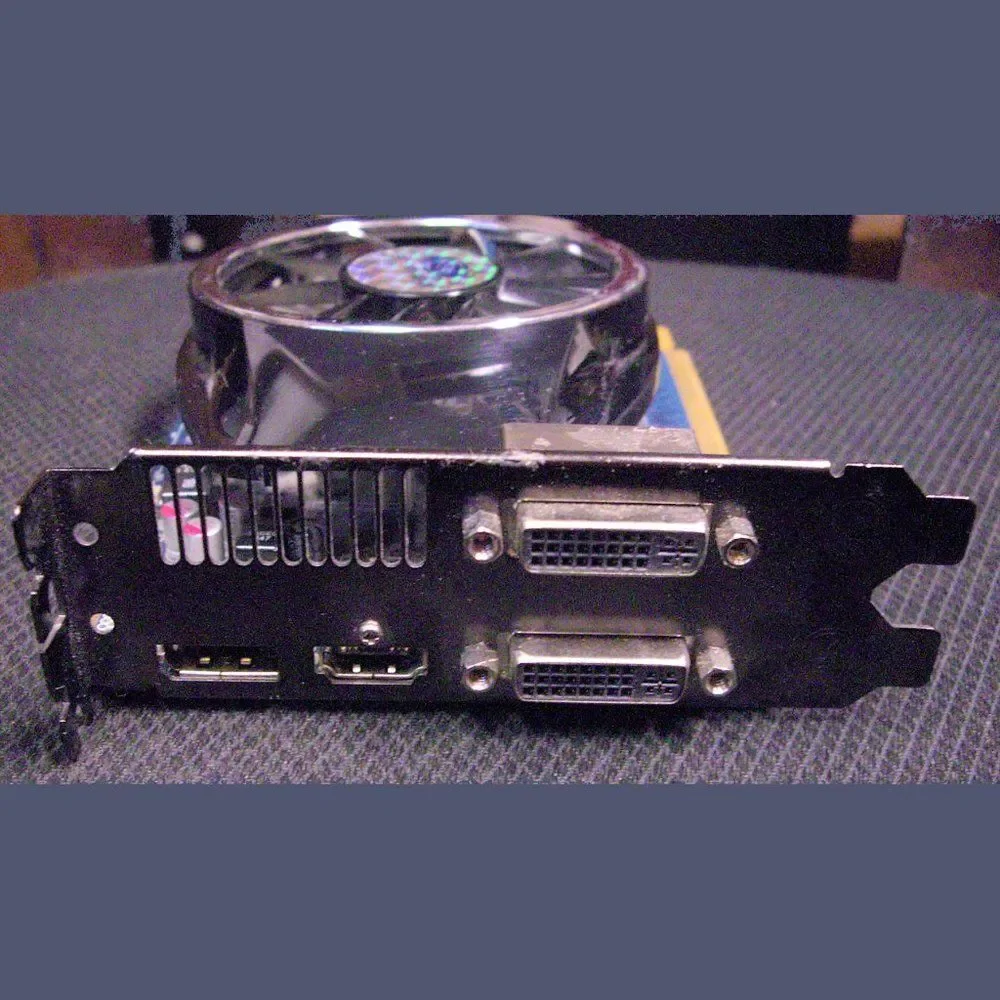 Sapphire AMD Radeon HD 5750 1GB GDDR5 Graphics Card - Unable to test